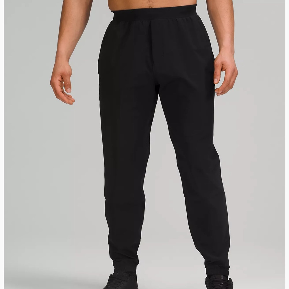 NWT Lululemon Surge Joggers 29”